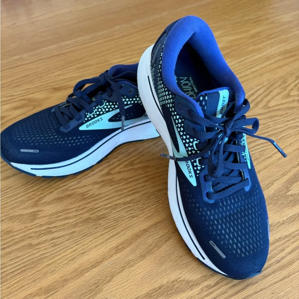 Brooks Ghost 14 Navy and Bright Blue Women’s Size 8.5 Running Shoes - Picture 2 of 10